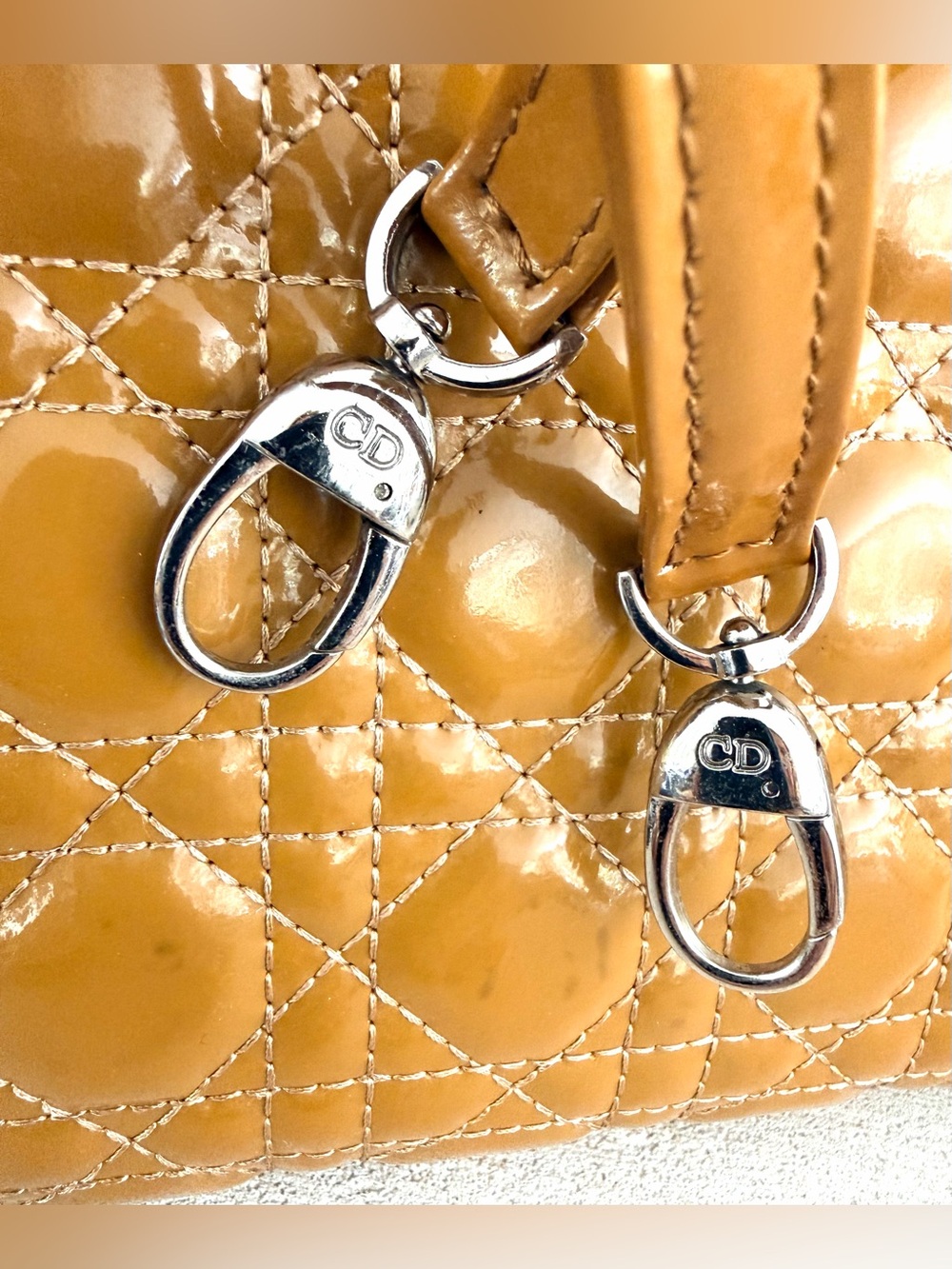 CHRISTIAN DIOR Lady Dior Mustard Gold Patent Cannage Bag + Strap - Picture 4 of 15